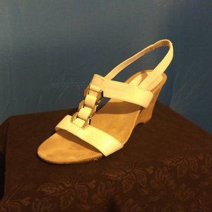 ANNE KLEIN Sandal, White 8.5 US